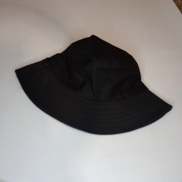 LOS ANGELES BUCKET HAT - Picture 6 of 8